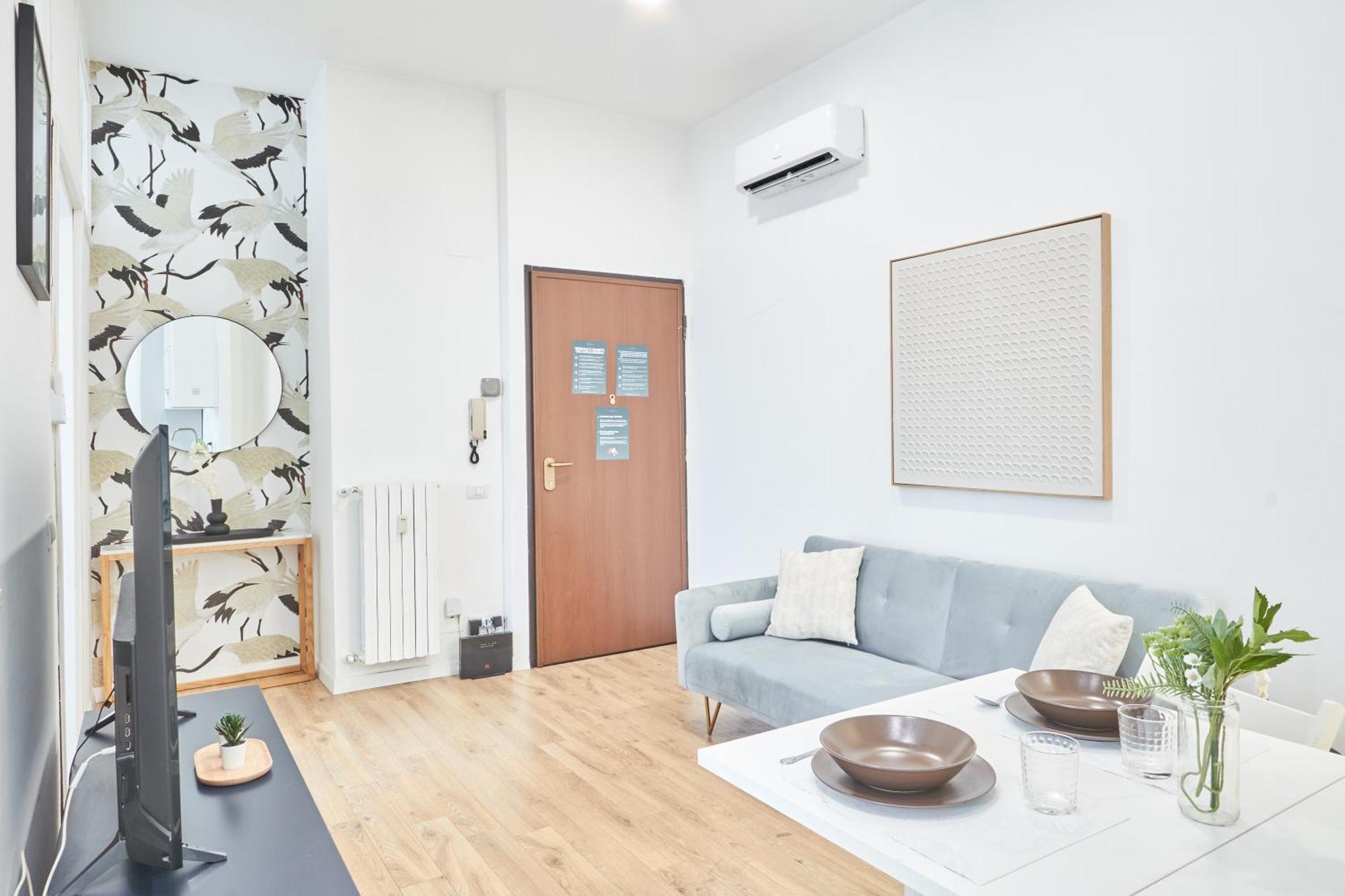 Spacious Flat Close To Fondazione Prada & Metro Milan Exterior photo