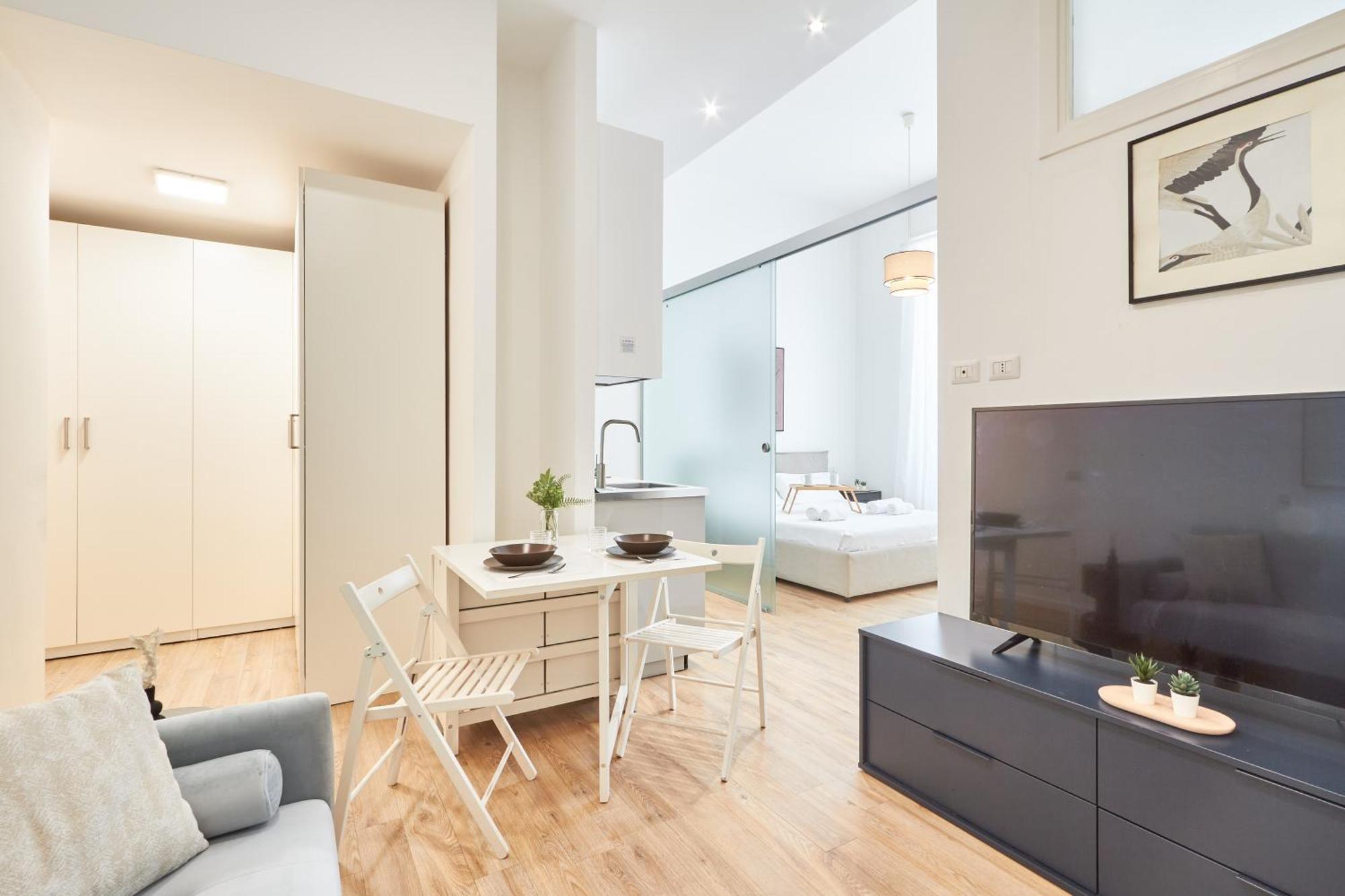 Spacious Flat Close To Fondazione Prada & Metro Milan Exterior photo