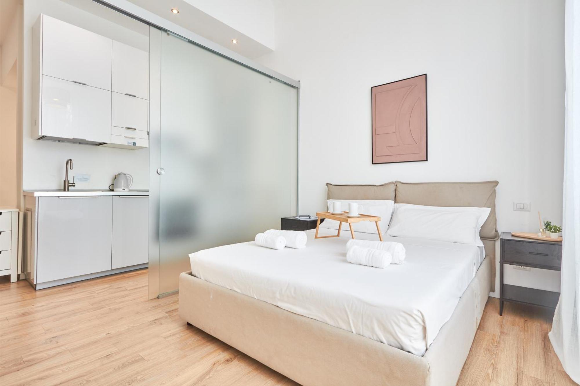 Spacious Flat Close To Fondazione Prada & Metro Milan Exterior photo